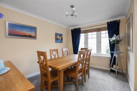 32 Beauly Crescent, Dunfermline, KY11 8GW
