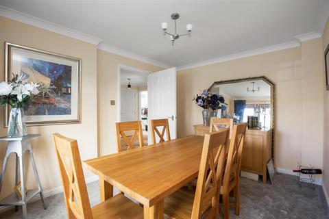 32 Beauly Crescent, Dunfermline, KY11 8GW