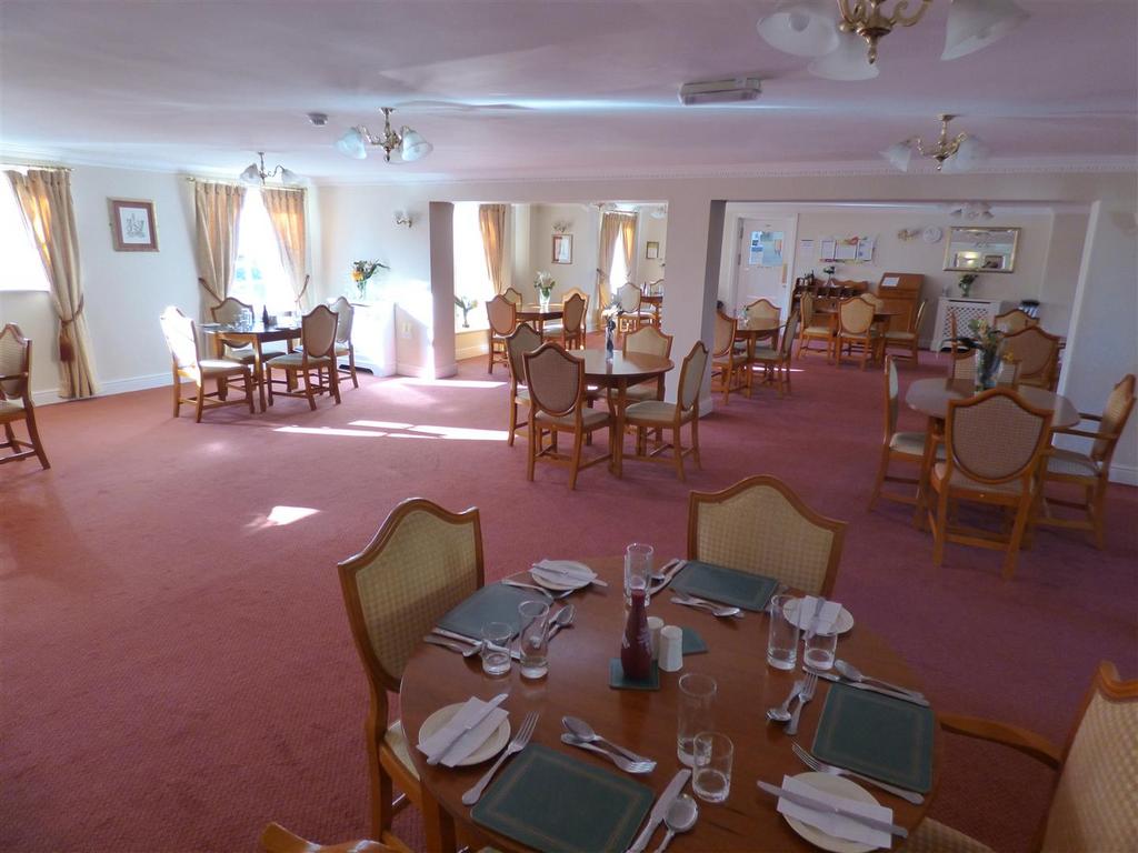 Communal Restaurant