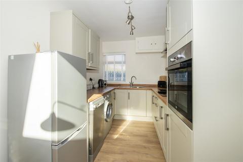 2 bedroom detached bungalow for sale - 61 Station Road, Nafferton, Driffield, YO25 4LS