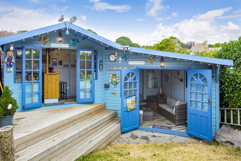 Bar &amp; Garden Room.jpg