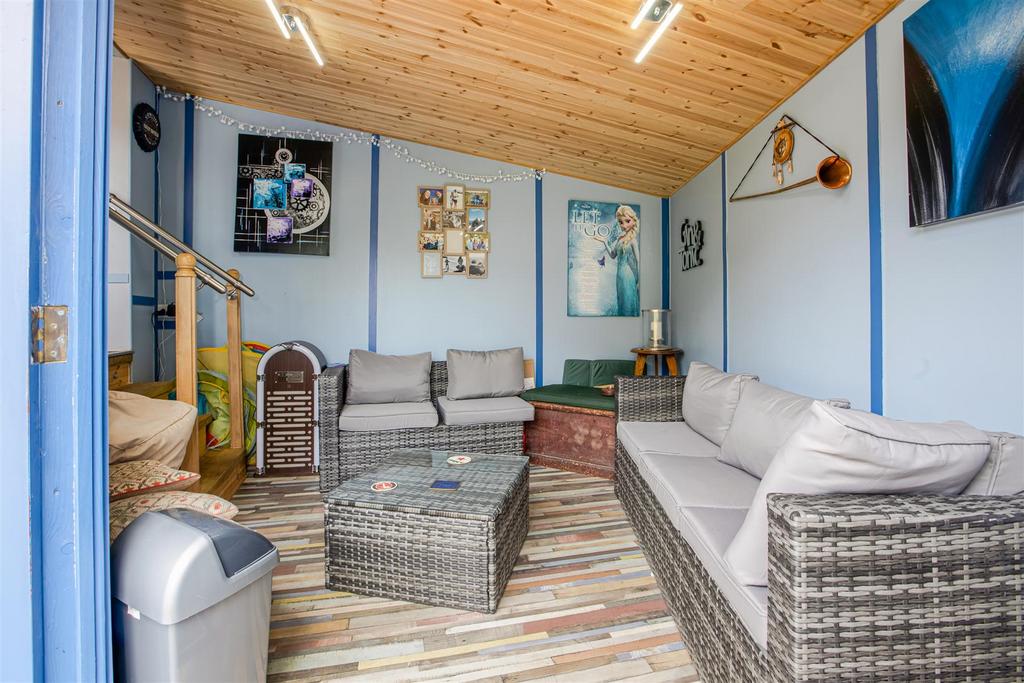Garden Room.jpg