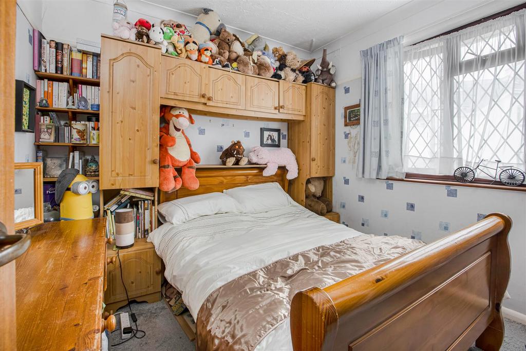 Bedroom 3.jpg