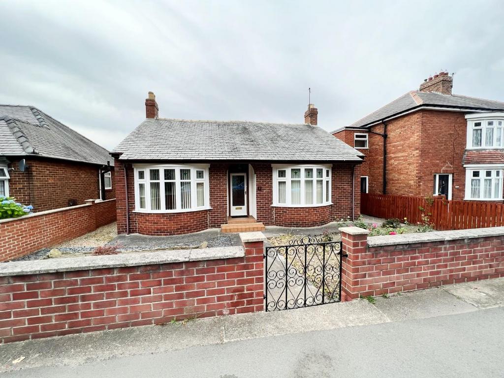 York Villas, Spennymoor 2 bed detached bungalow £750 pcm (£173 pw)