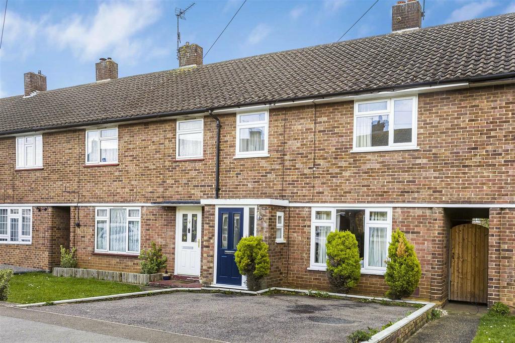 Windsor Drive, Hertford 3 bed terraced house £425,000