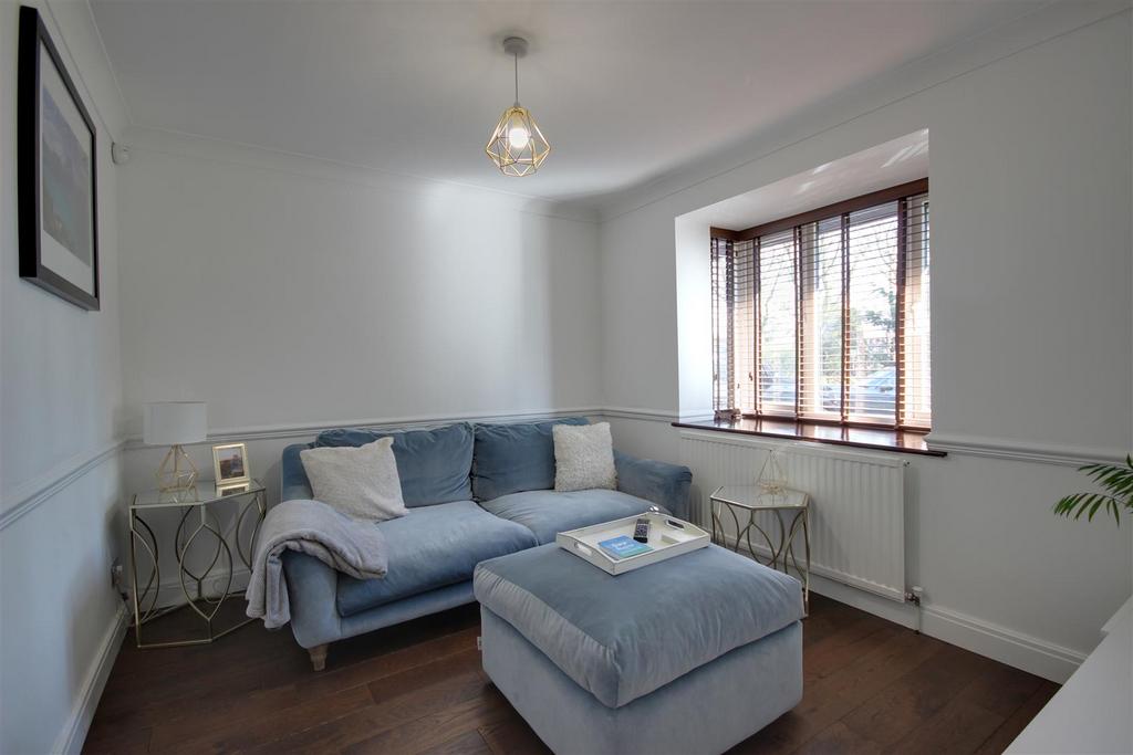Day/Sitting Room