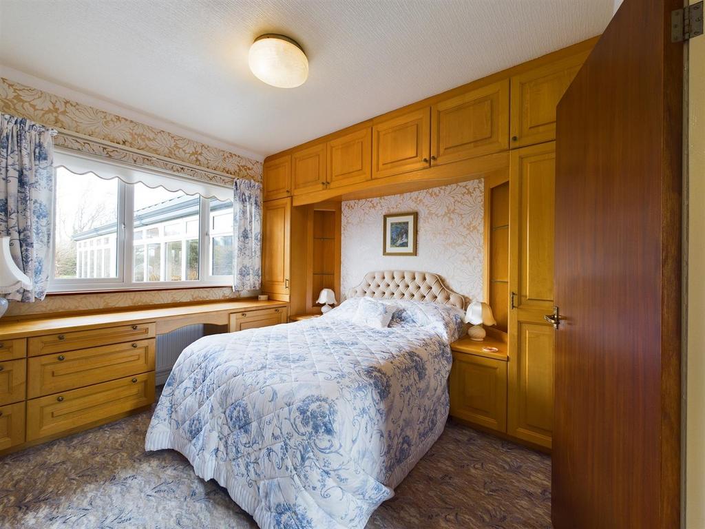 Bed 4