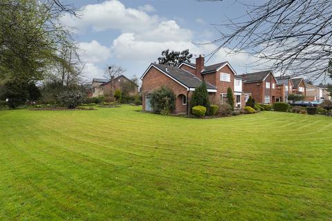 5 Bronte Grove, Mirfield, WF14 9NU