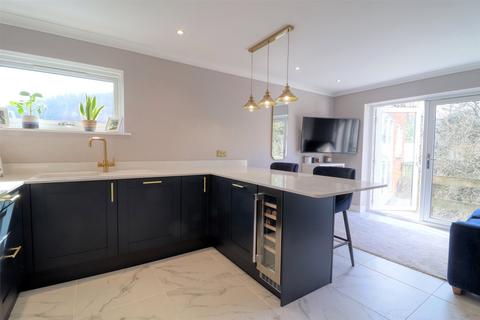 21 Hillington, Ilfracombe, EX34 8LU