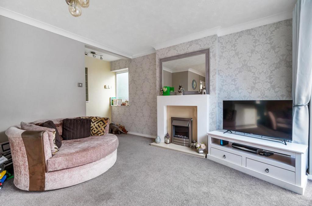 Hopefold Drive, Worsley, Manchester 3 bed detached house £300,000