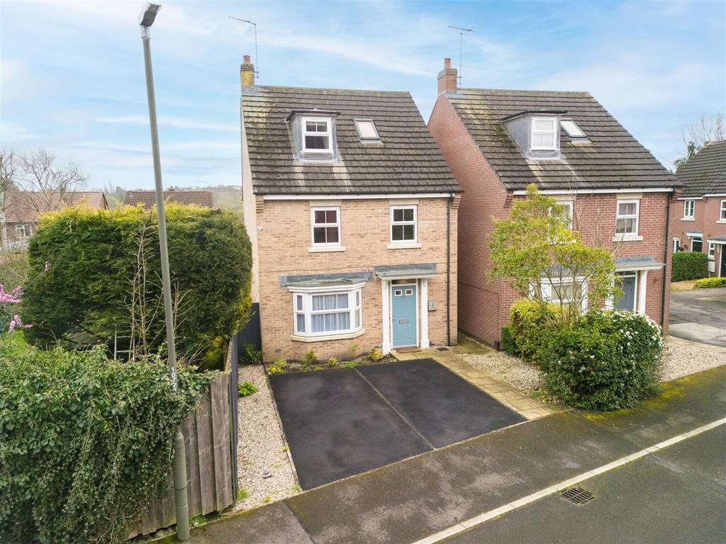 Church View Drive, Old Tupton... 4 bed detached house £290,000