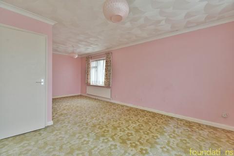 28a Crowmere Avenue, Bexhill-on-sea, TN40 2BA