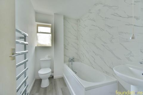28a Crowmere Avenue, Bexhill-on-sea, TN40 2BA