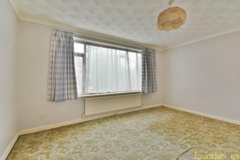 28a Crowmere Avenue, Bexhill-on-sea, TN40 2BA