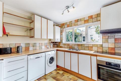 2 bedroom apartment to rent - Thorparch Road, Stockwell