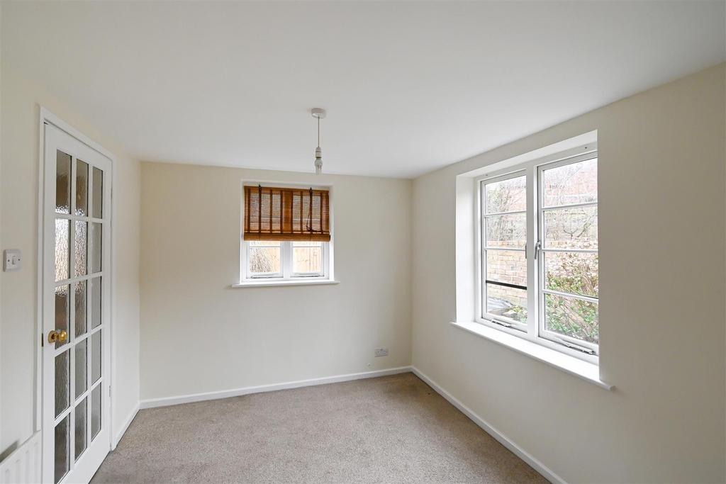 31 Whitburn Street-07.jpg