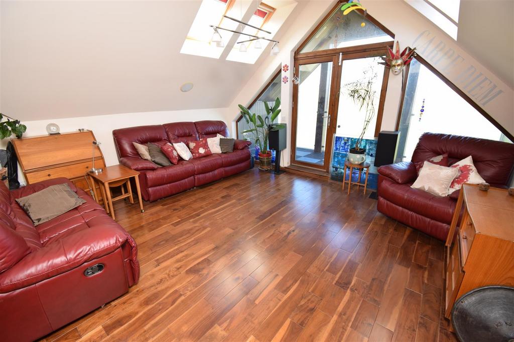 Sitting room.jpg