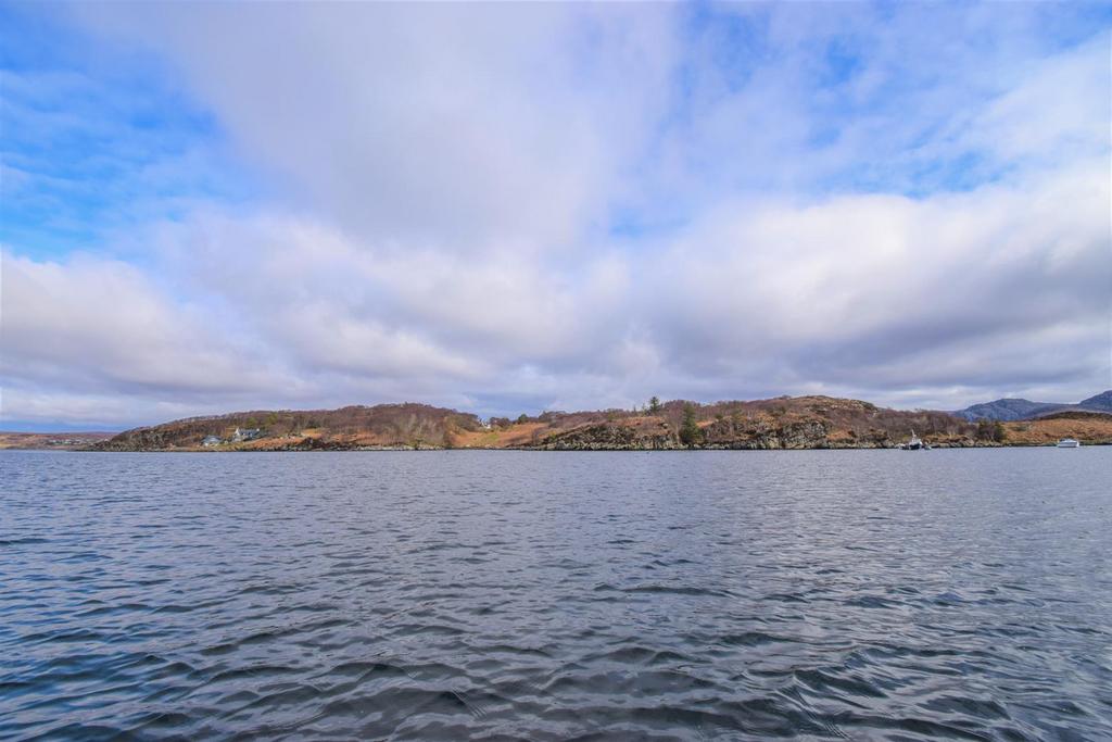 ISLE HORRISDALE-2.jpg