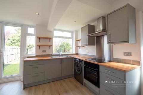 2 bedroom semi-detached house for sale - Wearmouth Drive, Monkewearmouth, Sunderland