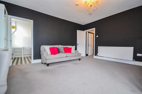Flat 3, 70 Ruby Street, Saltburn-by-the-sea, TS12 1EG