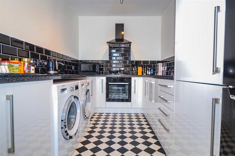 Flat 3, 70 Ruby Street, Saltburn-by-the-sea, TS12 1EG