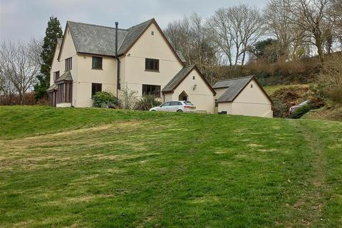 4 bedroom detached house for sale, Looe