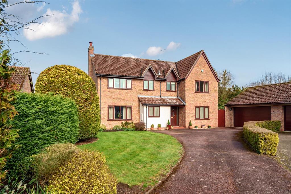 Brookside, Renhold, Bedford 4 bed detached house £725,000