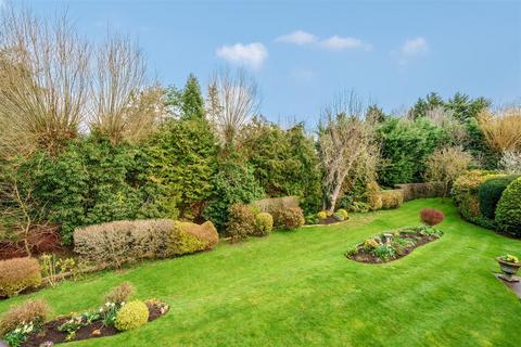 7 Brookside, Renhold, Bedford, MK41 0JL