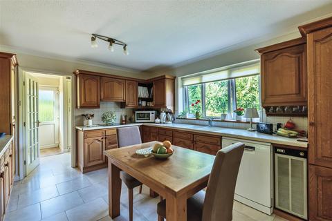 7 Brookside, Renhold, Bedford, MK41 0JL