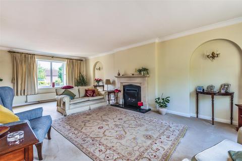 7 Brookside, Renhold, Bedford, MK41 0JL