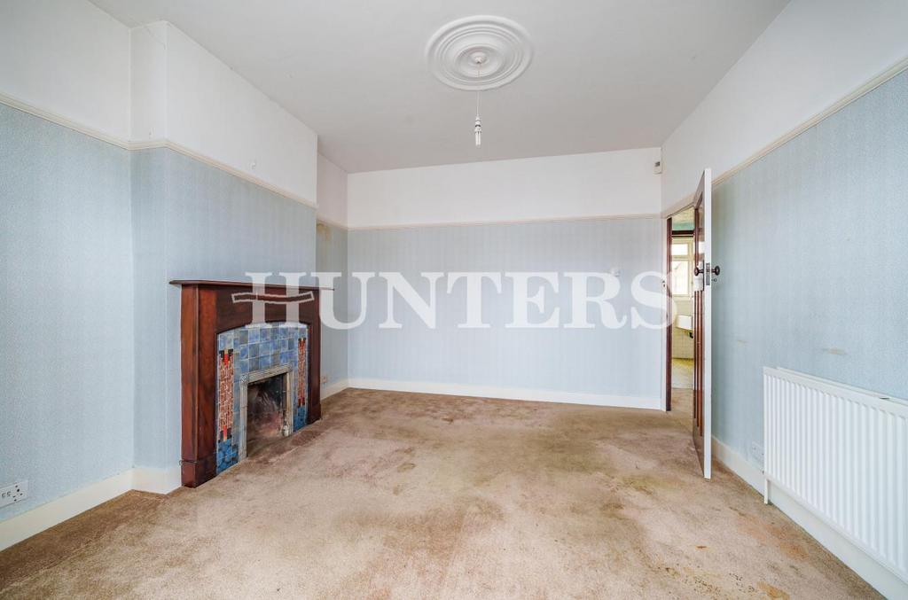 Grosvenor Drive, Hornchurch 3 bed house for sale £500,000