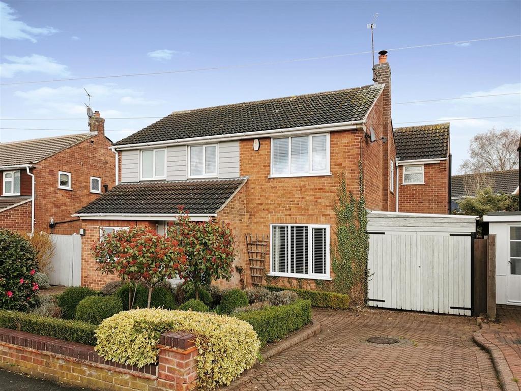 Oaklands Road, Etwall, Derby 4 bed detached house for sale £450,000