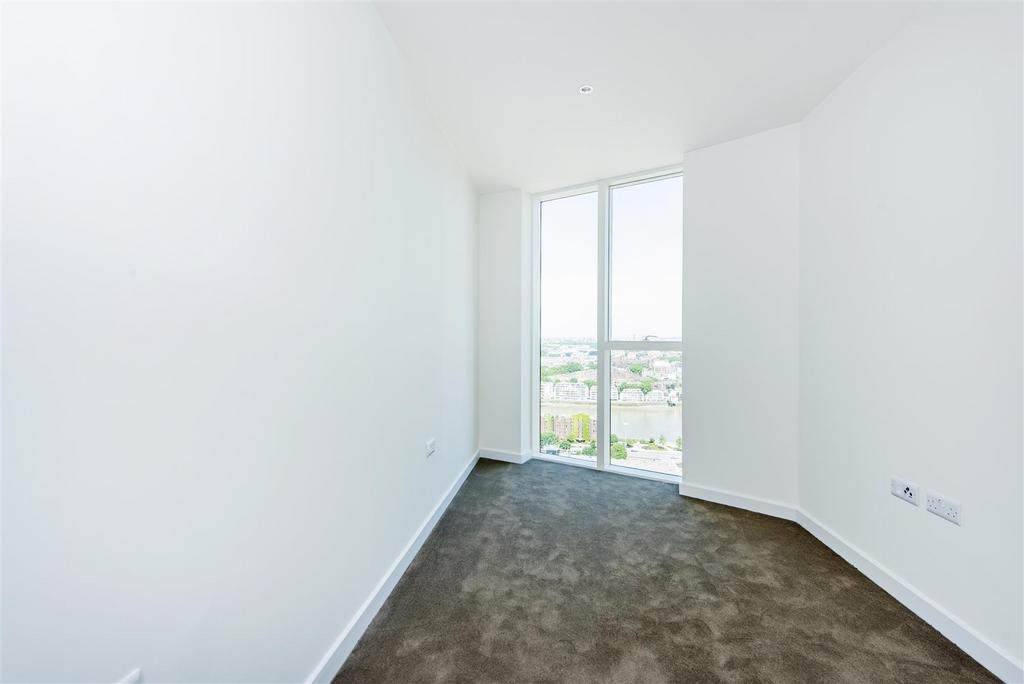 8975 garton jones nine elms  2507 sky gardens wand