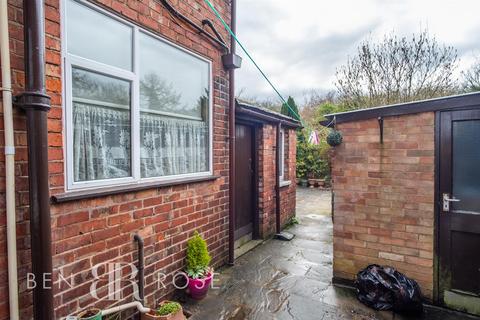 2 bedroom semi-detached house for sale - Longmeanygate, Leyland