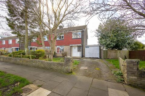 3 bedroom semi-detached house for sale - Aln Crescent, Fawdon, Newcastle upon Tyne