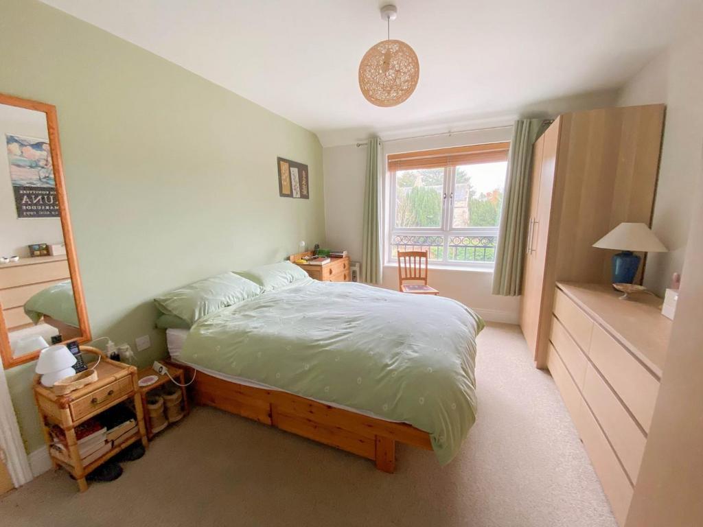 Bed 1.JPG