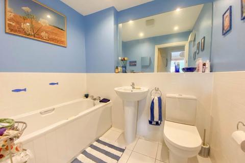 31 Bread And Meat Close, Warwick, CV34 6HF