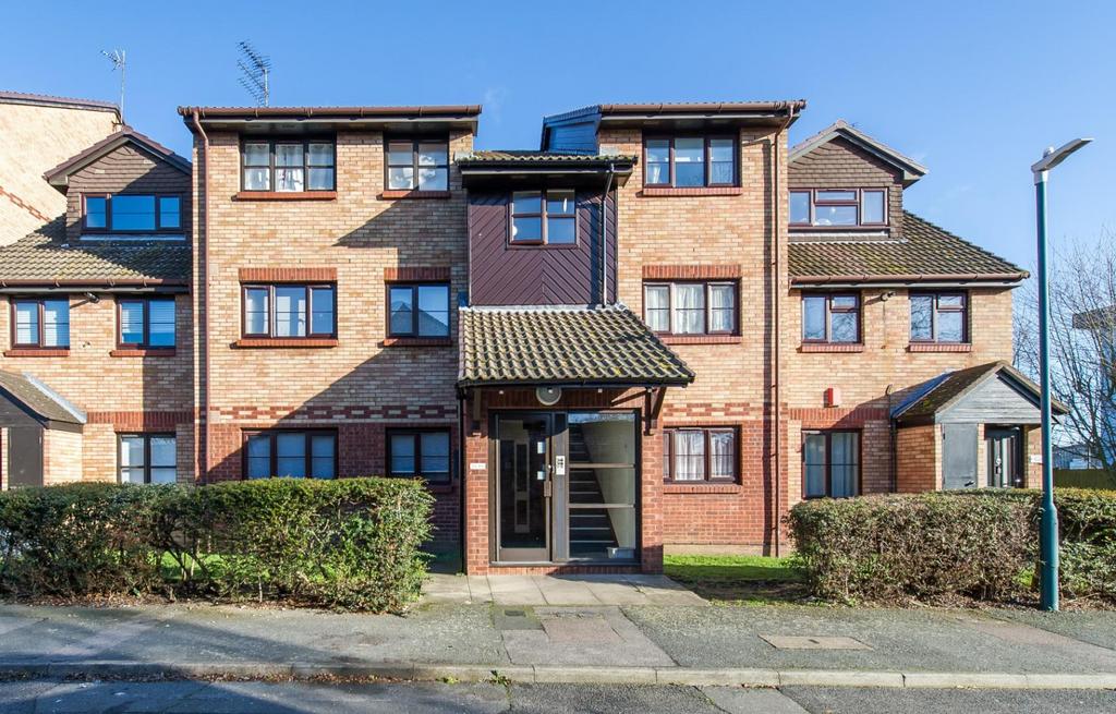Kenwyn Road, Dartford 1 bed flat for sale £180,000