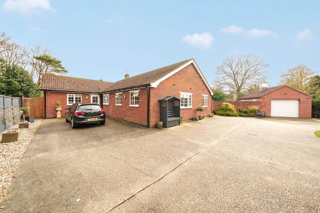 Detached garage workshop