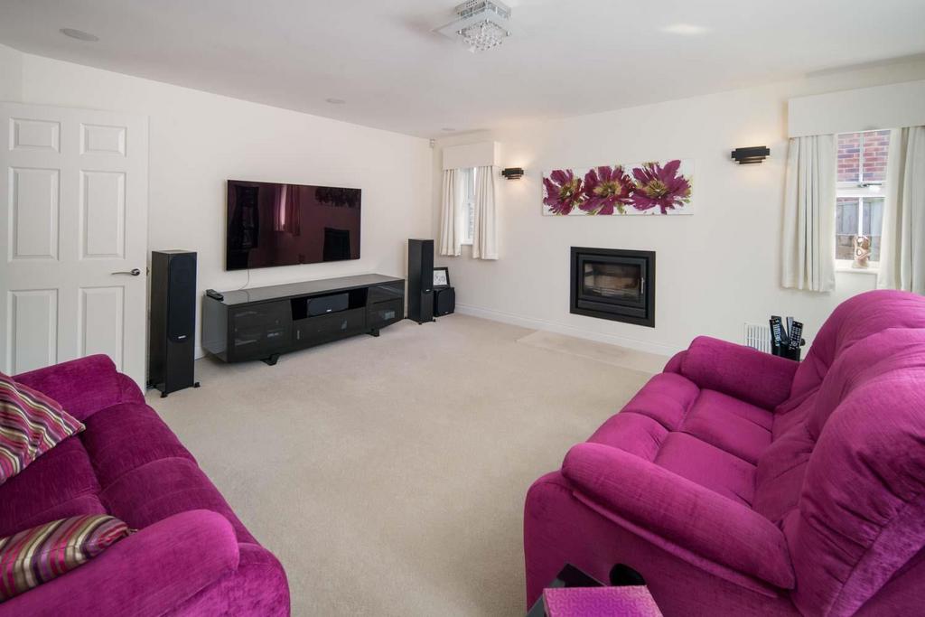 Snug/Second Sitting Room