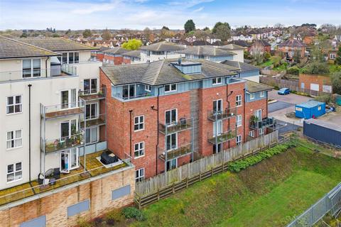 10 Andrews Close, Warwick, CV34 5GF