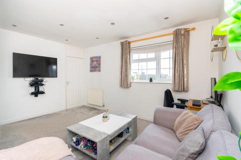 1 bedroom flat for sale - Starbarn Road, Winterbourne
