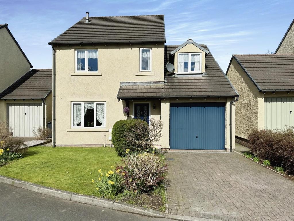 Esthwaite Green, Kendal 4 bed house £350,000