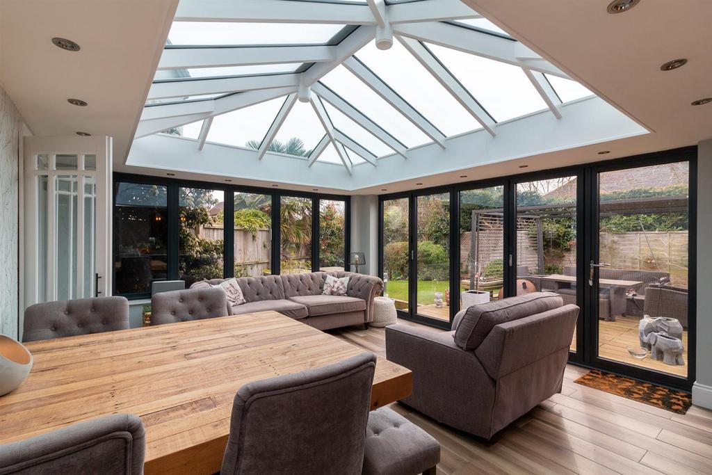 Orangery/Family Room