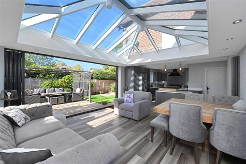 5 bedroom detached house for sale, Walnut Grove, Cotgrave, Nottingham