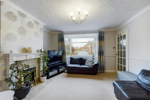 2 bedroom end of terrace house for sale - Nayfield Close, Driffield