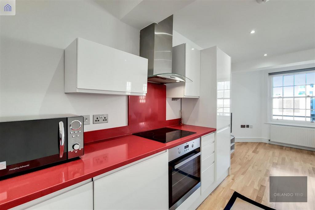 2 Kitchen-1.jpg