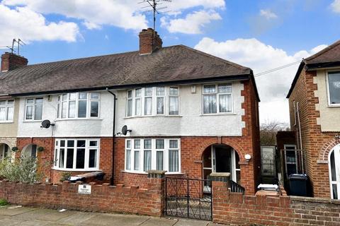 12 Lyncroft Way, Northampton, NN2 6LX