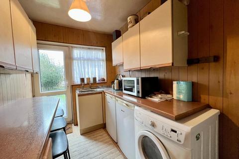 12 Lyncroft Way, Northampton, NN2 6LX