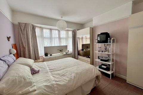 12 Lyncroft Way, Northampton, NN2 6LX